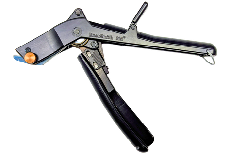 The 30:1 cutter is a hand-actuated tool that provides exceptional cutting ability, part of the EOD render safe tooling suite